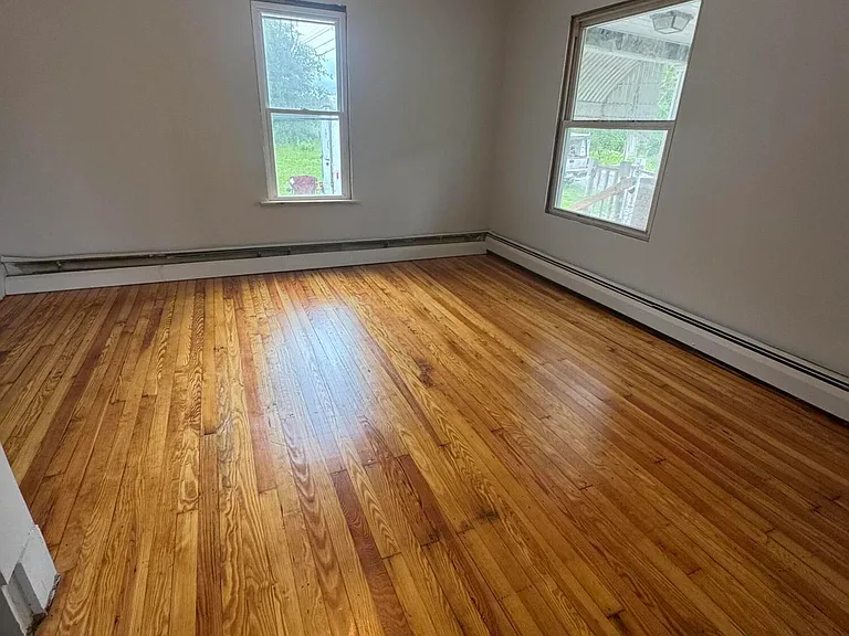 2565 Easton Tpke — Photo 6