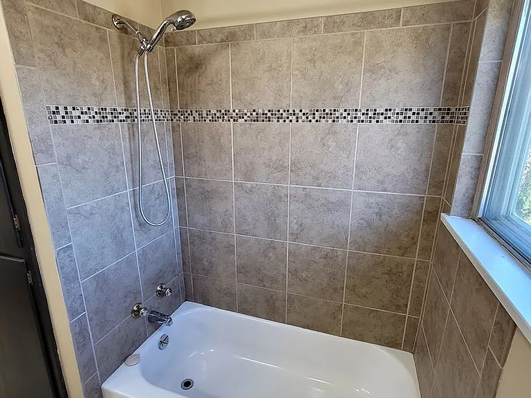 3917 Applewood Dr — Photo 22