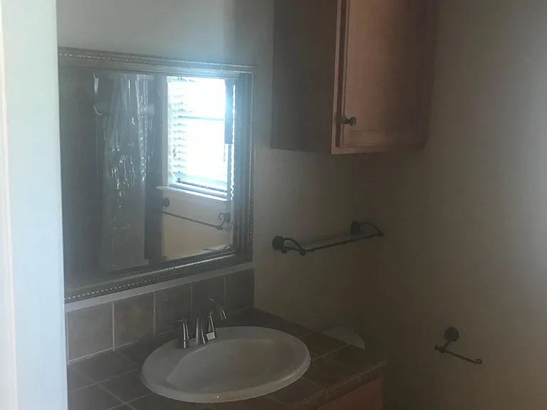 Mesa B - Master Bath Vanity