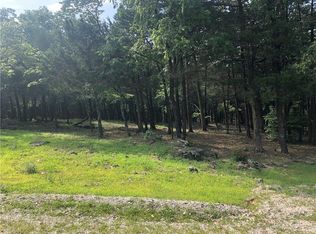 Arapahoe Dr, Eureka Springs, AR 72631