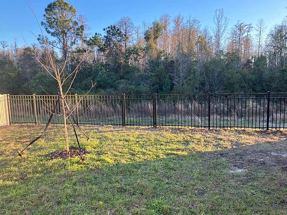 3rd image of 17712 Pleasantview Blvd