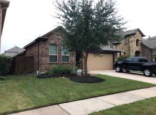 19319 N Cottonwood Green Ln, Cypress, TX 77433