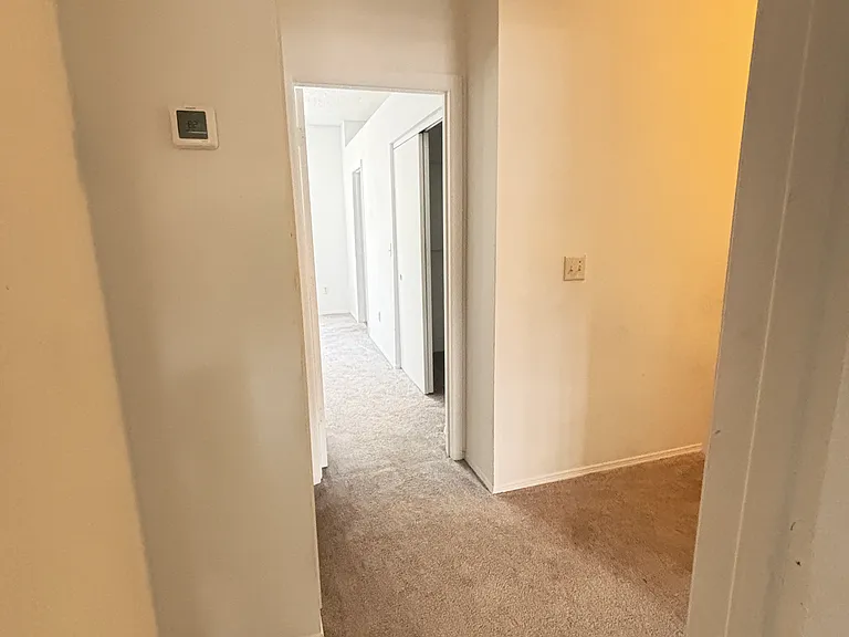 603 Bainbridge Dr — Photo 13