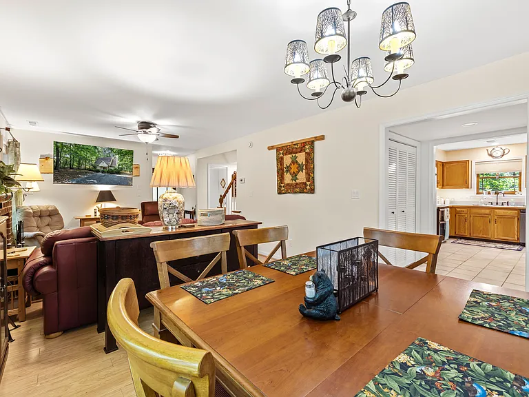 32 Estes Ct — Photo 4