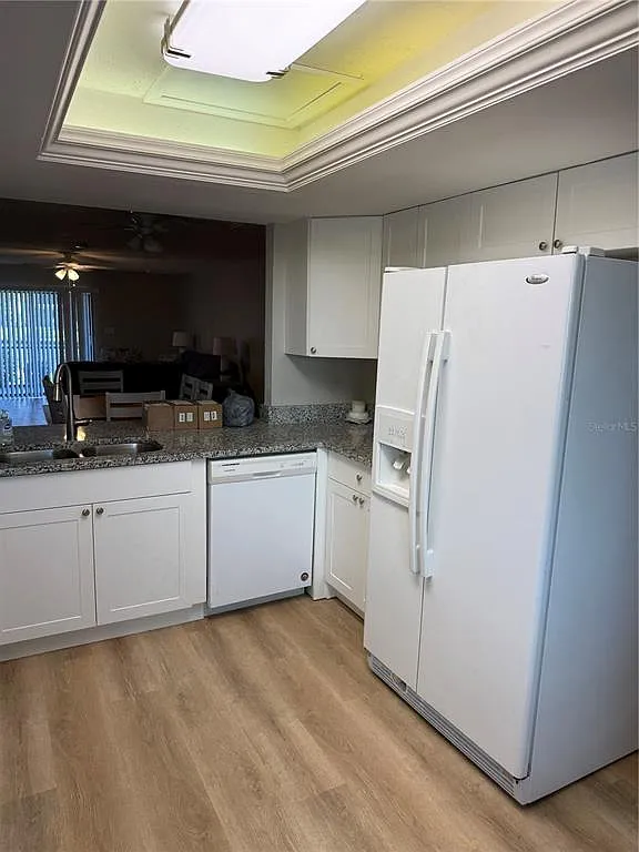 2 bed, 2.0 bath, 1272 sqft, $2,500 — Photo 4