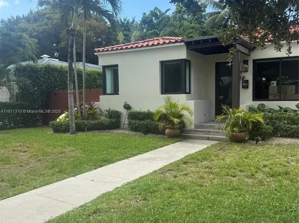 890 NE 72nd Ter, Miami, FL 33138