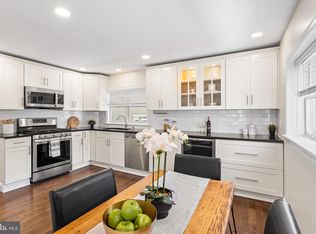 221 W Sylvan Ave, Morton, PA 19070