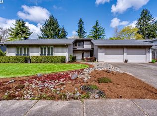 1854 Russet Dr, Eugene, OR 97401