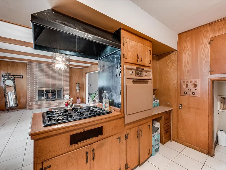 821 N Hampton Rd — Photo 4