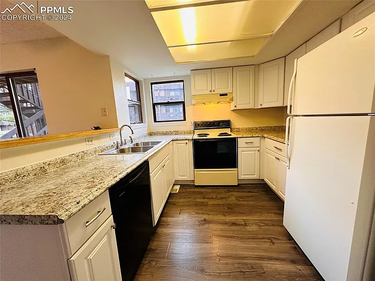 3356 Capstan Way #A — Photo 11