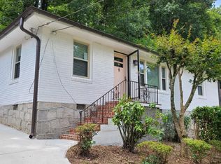 958 Scott Cir, Decatur, GA 30033