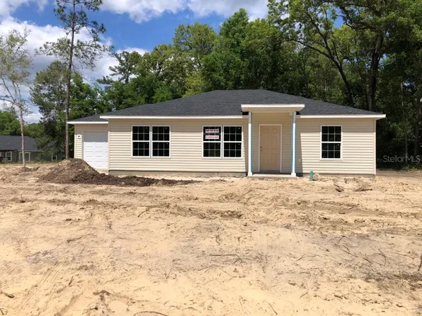 17 Guava Pass, Ocklawaha, FL 32179
