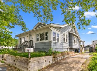 10 Colonial Ave, West Deptford, NJ 08096