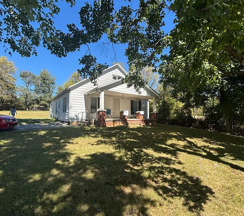 5493 Saint Rte #132E