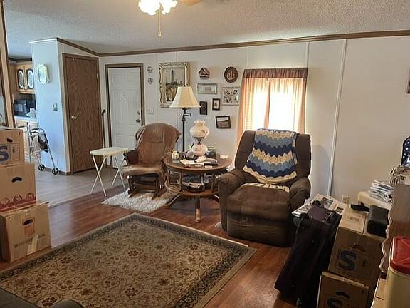 4th image of 3200 S 21st St