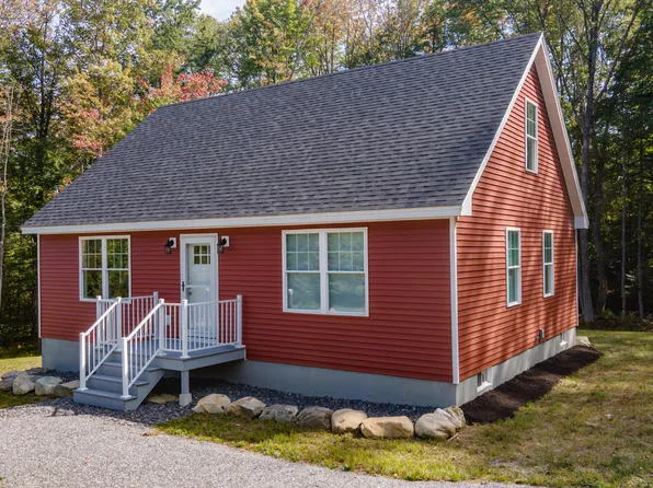 8 Oakley Lane, Embden, ME 04958