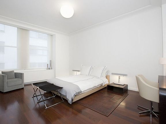 4th image of 55 Wall St APT 604