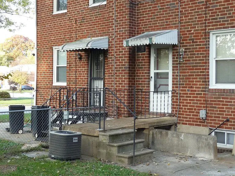 5816 Cedonia Ave — Photo 2