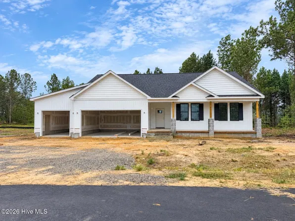 206 Vineyard Drive, La Grange, NC 28551
