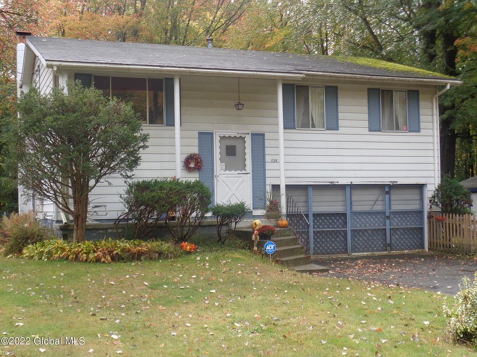 1st image of 134 Hutchins Rd