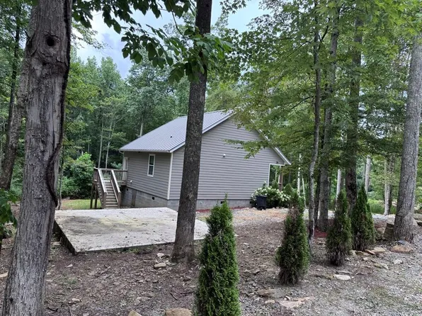 984 Cahill Dr, Andrews, NC 28901