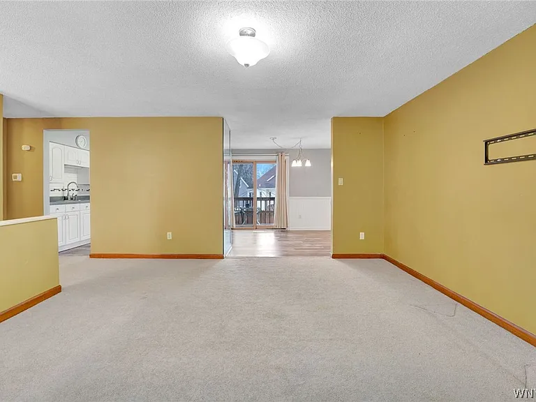 36 Altair Dr — Photo 8