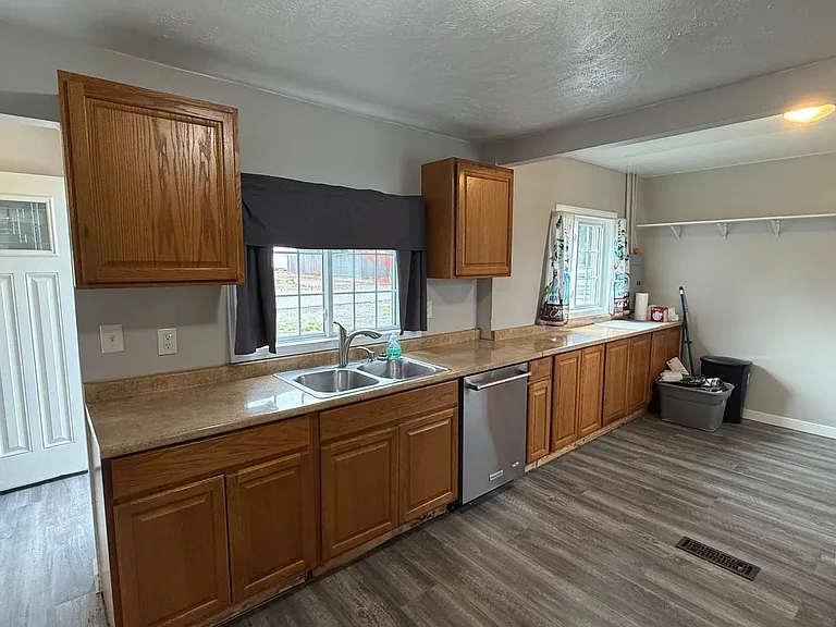 2800 SE 115th Ave — Photo 7