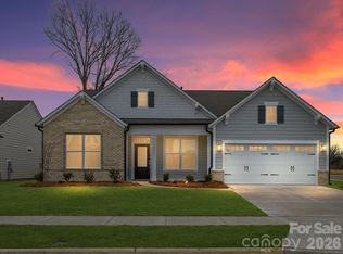 3245 Vermillion Dr, Harrisburg, NC 28075