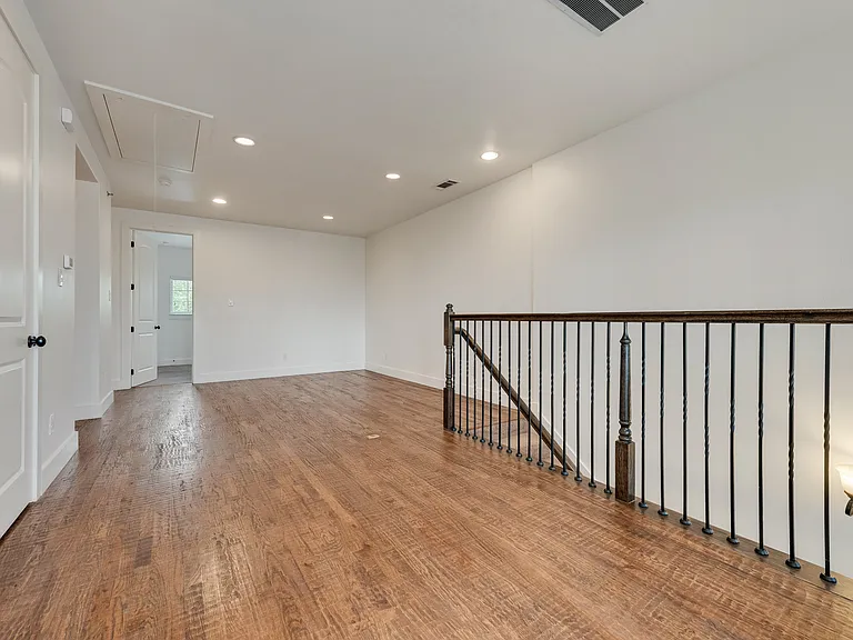 3009 Solana Cir — Photo 4
