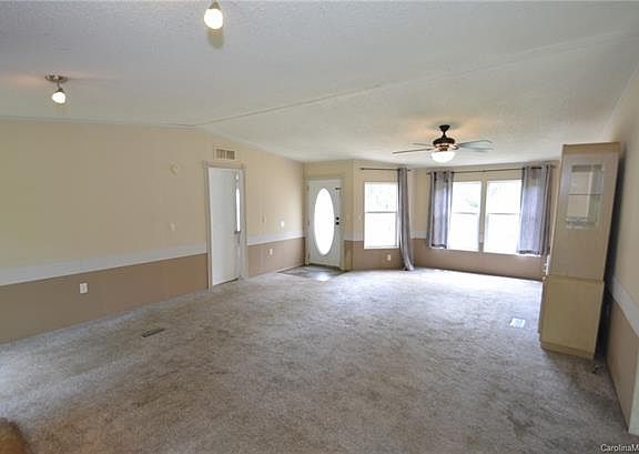 5th image of 142 Lydia Ln