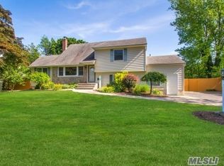 1308 Pulaski Rd, East Northport, NY 11731