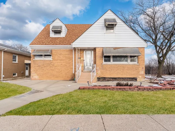 5800 W Foster Ave, Chicago, IL 60630