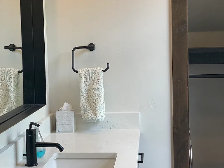 105 Jefferson Ave — Photo 11