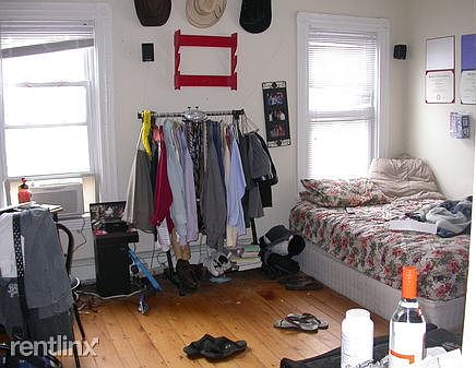 4973376