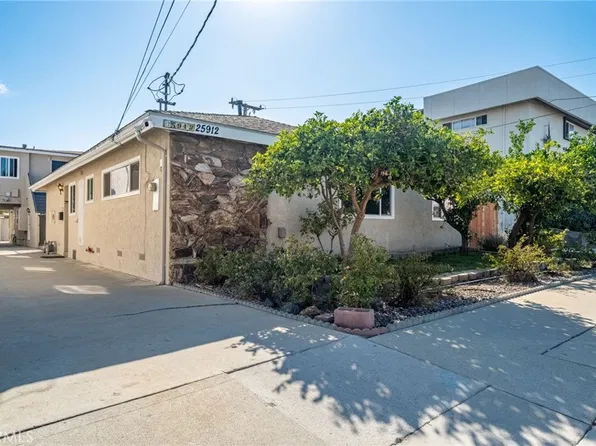 25912 Viana Ave, Lomita, CA 90717
