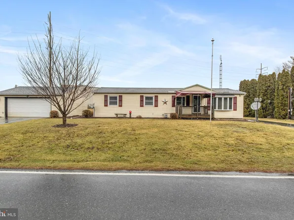 997 Ivy Dr, Lancaster, PA 17601