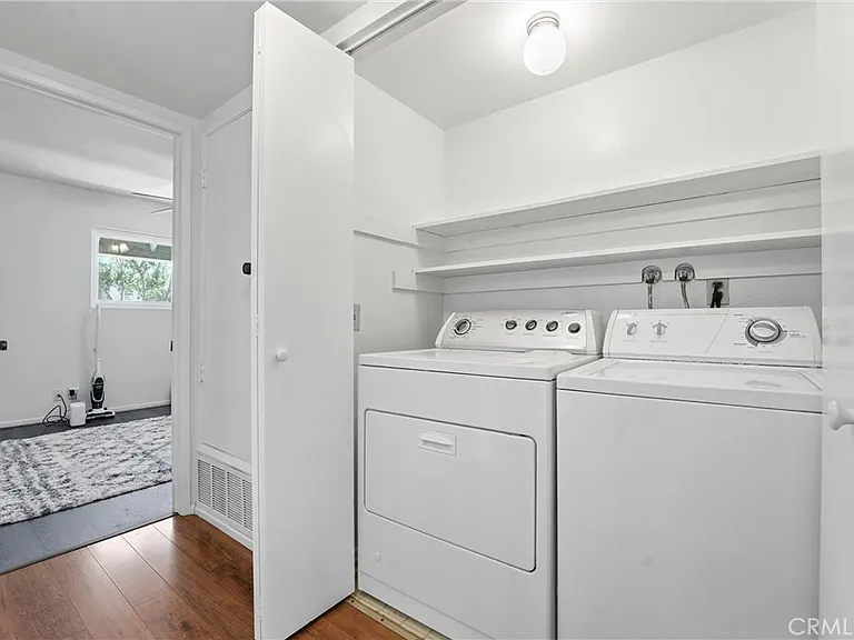 104 Oval Rd — Photo 13