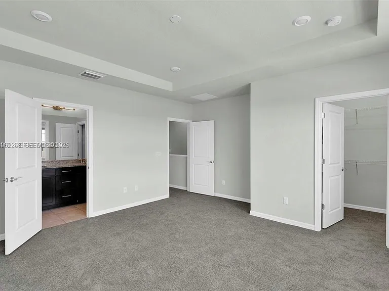 1240 Eucalyptus Dr #2 — Photo 12