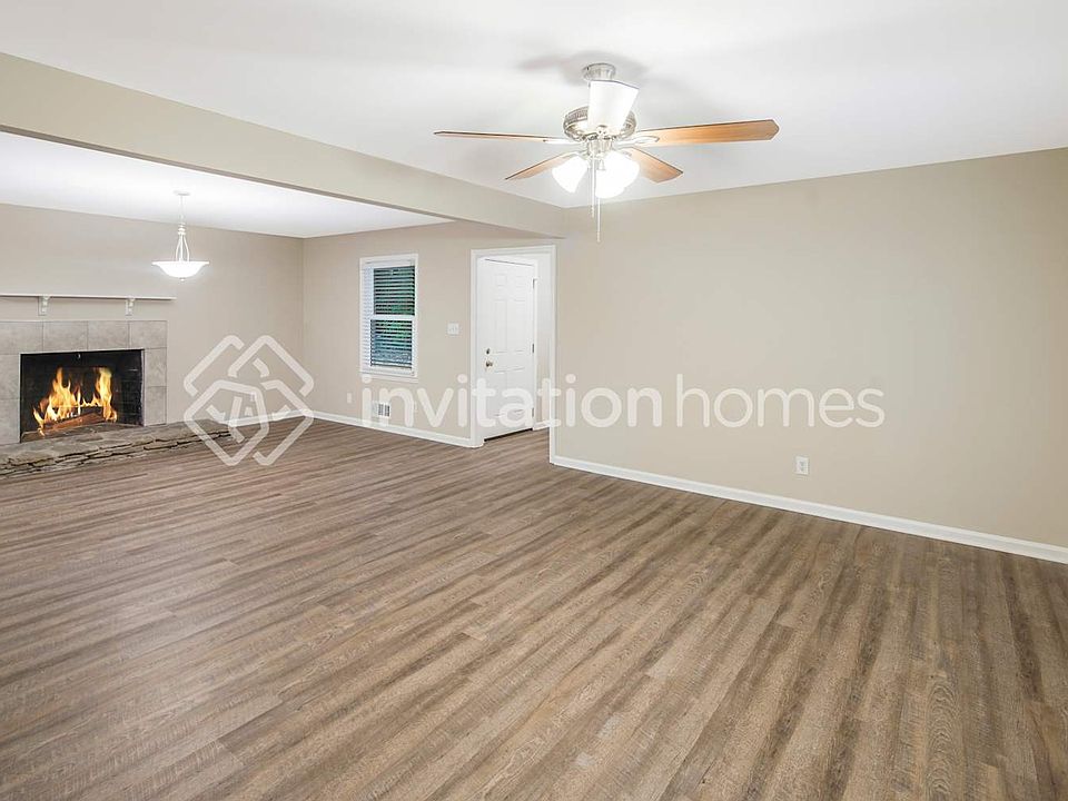 1st image of 3916 Amsbury Rd