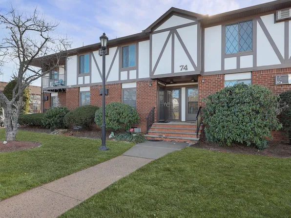 74 Farm Rd, Hillsborough, NJ 08844