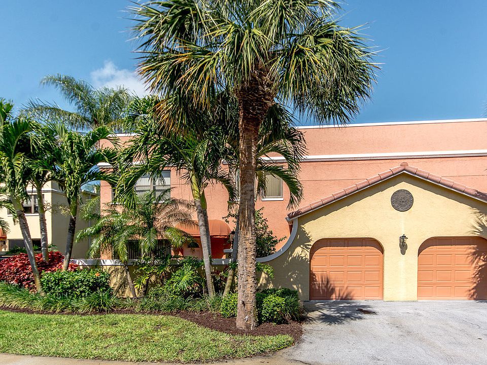 1st image of 88 Uno Lago Dr