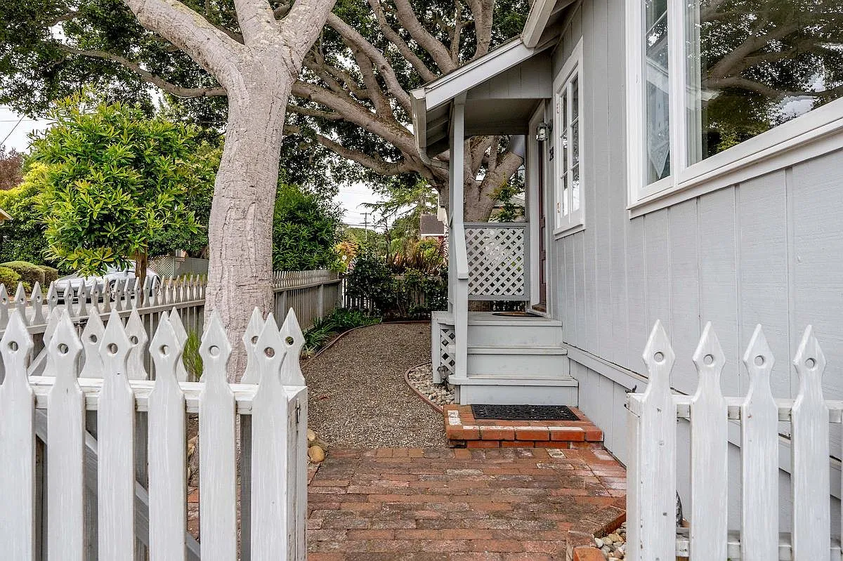 1 bed, 1.5 bath, 850 sqft, $3,900 — Photo 3