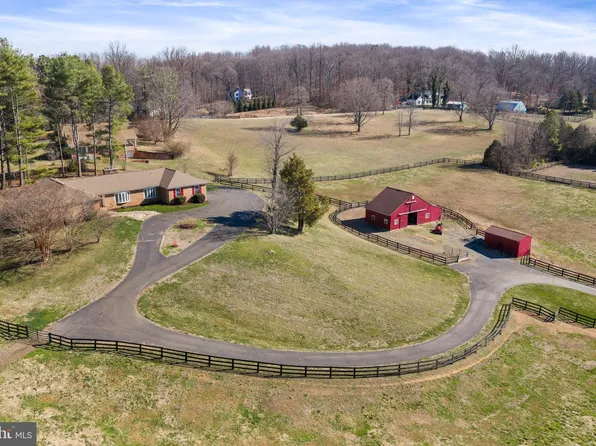 5142 Fairview Ln, Broad Run, VA 20137