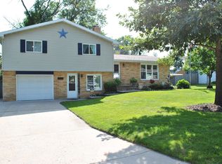 230 Simonet St, Green Bay, WI 54301