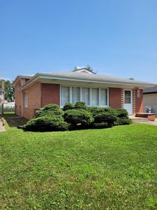 5748 W 89th Pl, Oak Lawn, IL, 60453