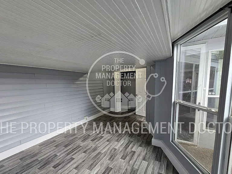 4710 Stonepointe Pl — Photo 28