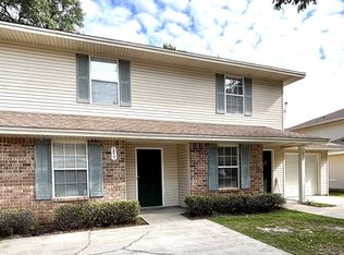 1807 Treeline Ct, Fort Walton Beach, FL 32547