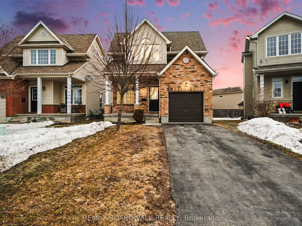 217 Mercury St, Clarence Rockland, ON K4K 0E8