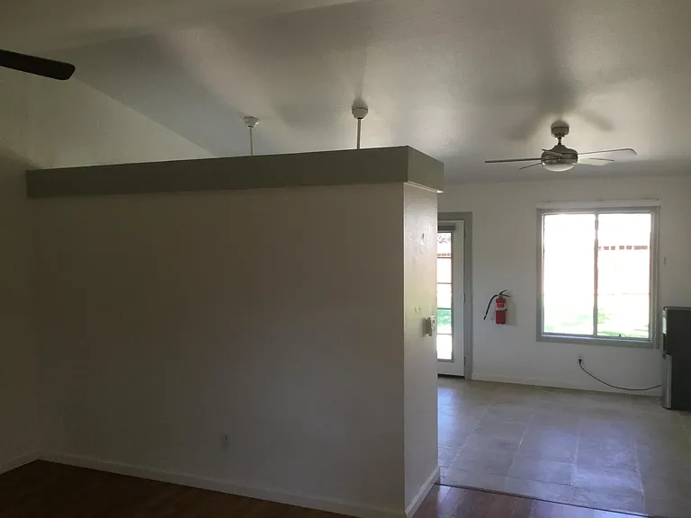 627 Lady Slipper Ln — Photo 8