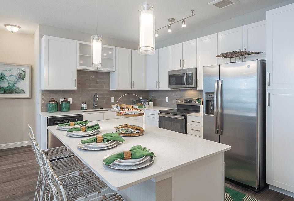 Ridgelake Apartment Rentals Sarasota, FL Zillow